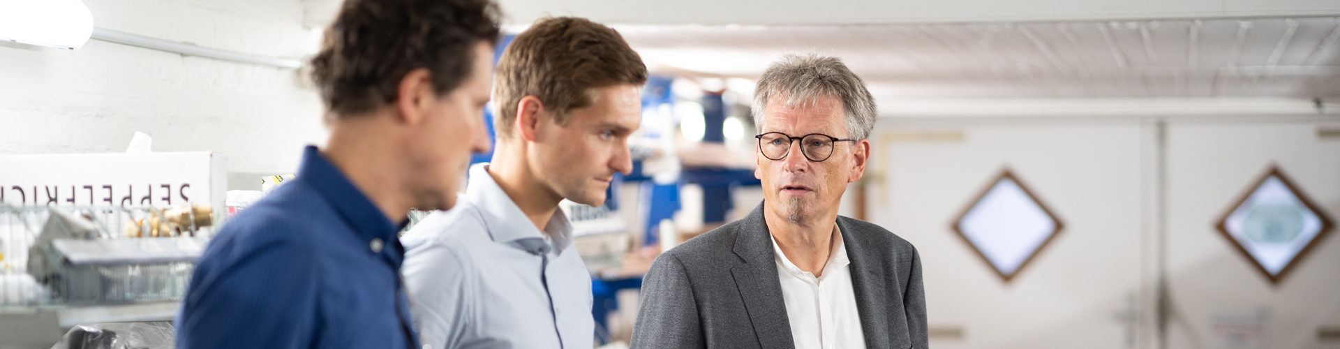 Besprechung im Lager